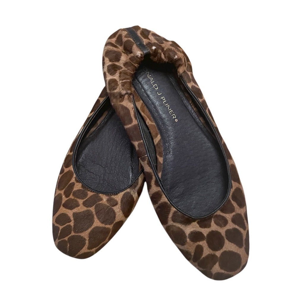Donald J. Pliner Giraffe Print Calf Hair Ballet Flats Women’s 7.5 Brown